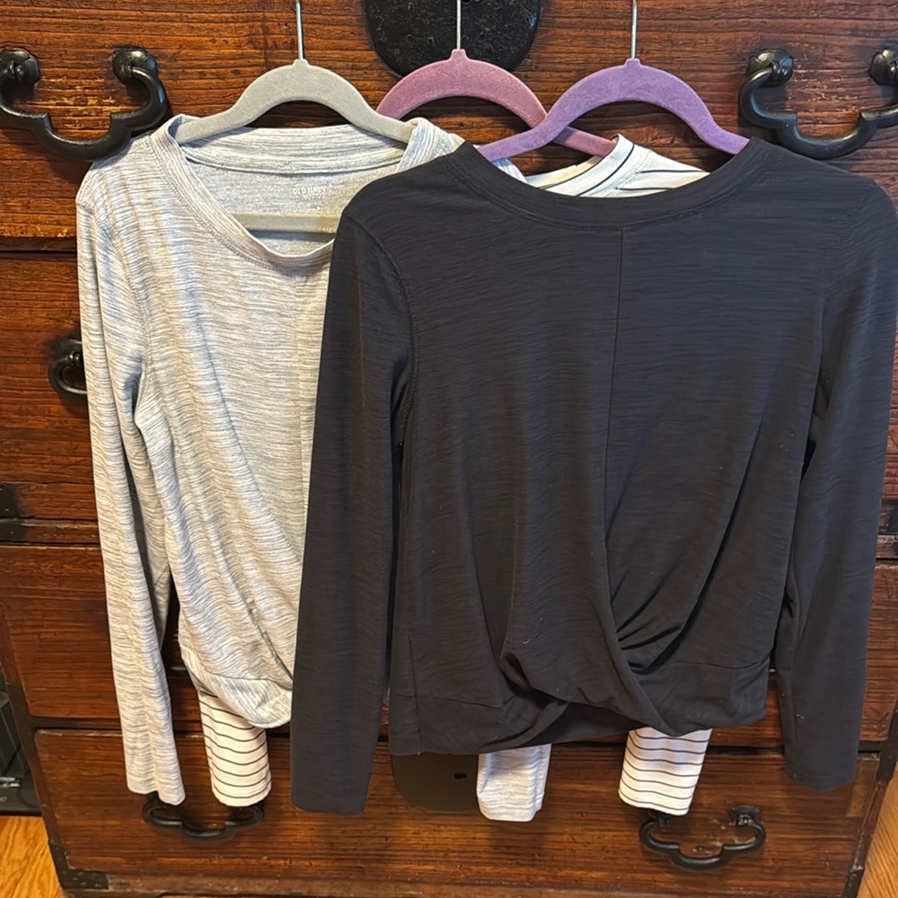 3 Old Navy Twist Front Tops